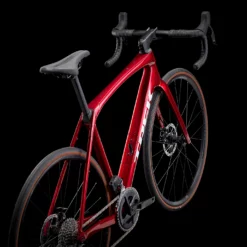 Trek Domane SL 6 ETap Gen 4 Crimson 17 Trek Domane SL 6 ETap Gen 4 Crimson -Cannondale Soldes DomaneSL6eTap 23 36152 A Alt1