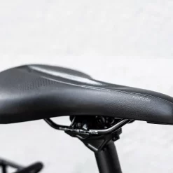 Trek FX 3 Disc Equipped Viper Red To Cobra Blood Fade 21 Trek FX 3 Disc Equipped Viper Red To Cobra Blood Fade -Cannondale Soldes FX3DiscEquipped 22 35107 B Alt5